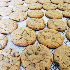 A picture of Chocolate Chip Peanut Butter Cookies.