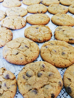 A picture of Chocolate Chip Peanut Butter Cookies.