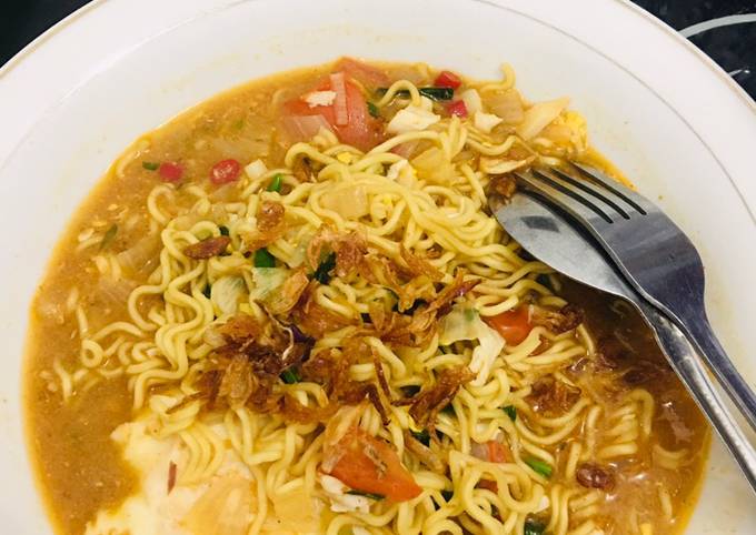 Resep: Indomie rebus pedas Yang Mudah
