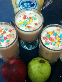 Foto resep Guava and apple smoothie