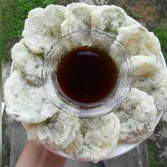 รูปของ Cireng + cuko pempek