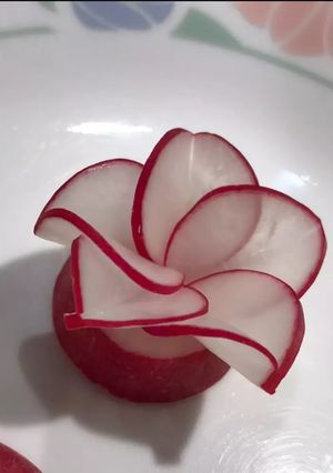 A picture of Radish Flower⚘.