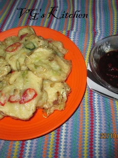 A picture of Half-fried Tofu (MENDOAN TAHU).