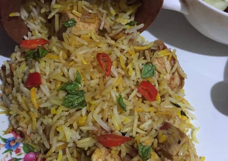 Step-by-Step Guide to Prepare Quick Boneless chicken biryani