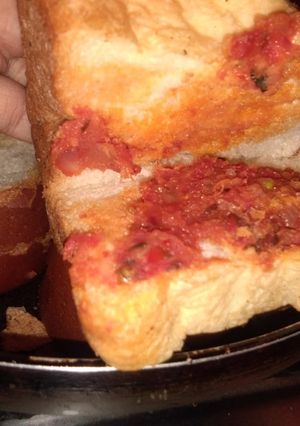 A picture of Masala pav.