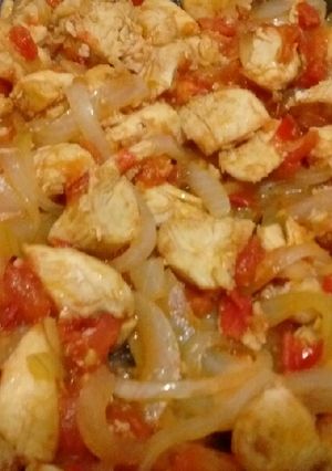 Una foto de Pollo a la mexicana sin chile 🎉