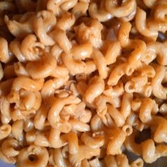 A picture of Macaroni.