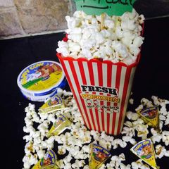 A picture of Cheesy popcorn.