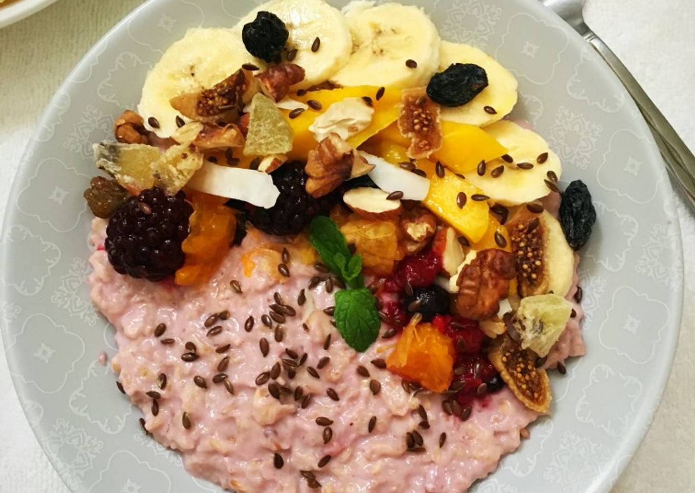 Mixed fruit Breakfast bowl