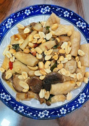 Hình của món Nấm đùi gà rim tương.