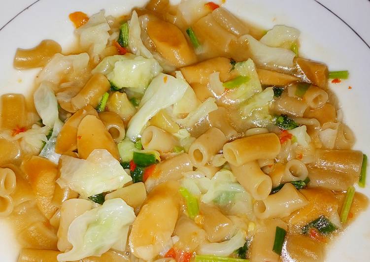 Resep Seblak macaroni pedas yang Enak Banget