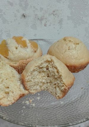 Una foto de Muffins de naranja saludables sin harina refinada!