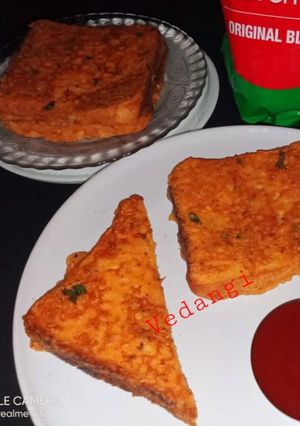 A picture of Bread Pakoda (Non-Fried).