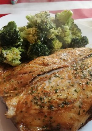 Foto principal de Caballa al horno con brócoli🥦