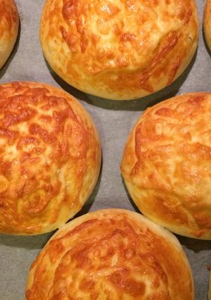 Kasarli (Török sajtos zsemle) recept fotója