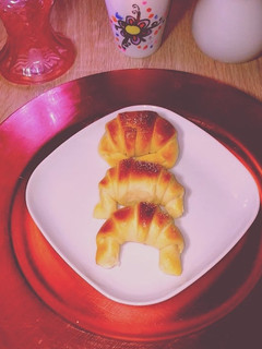 Una foto de Croissant 🥐 caseritos sin mantequilla. Exquisitos!!!