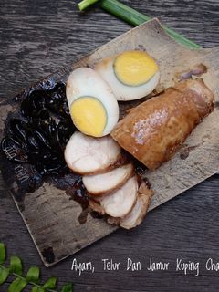 Foto resep Ayam, Telur Dan Jamur Kuping Chashu Pendamping Ramen