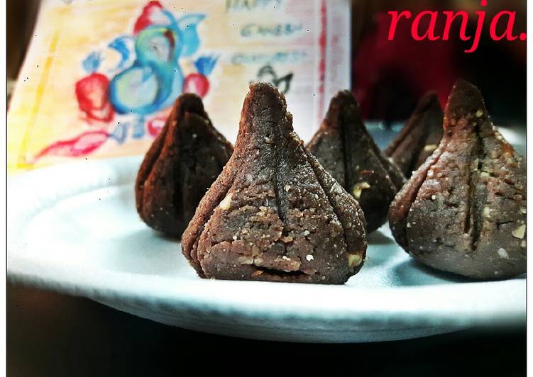 Recipe of Homemade Mawa Stuffed Instant Bread Chocolate Modak