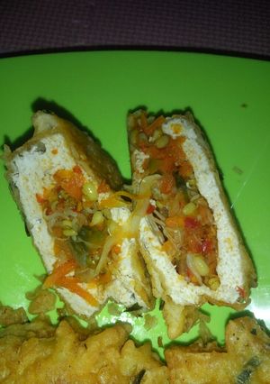 Foto resep Tahu goreng isi Mercon