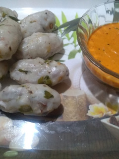 காரக் கொழுக்கட்டை (Kaara kolukattai recipe in tamil) செய்முறை முக்கிய புகைப்படம்