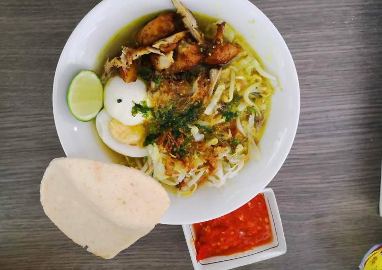 Langkah Mudah Menyiapkan Soto ayam simpel Anti Gagal