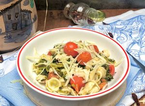 Foto di Orecchiette con friarielli e pomodorini