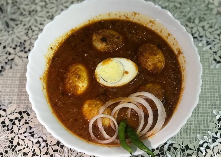 Master The Art Of Egg Masala Curry