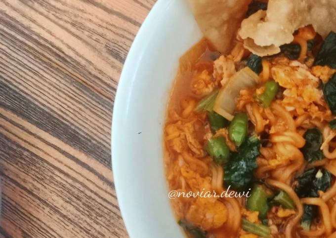 Resep MIE GET (indomie Goreng Cemek ala MIE GET cirebon) oleh Novia