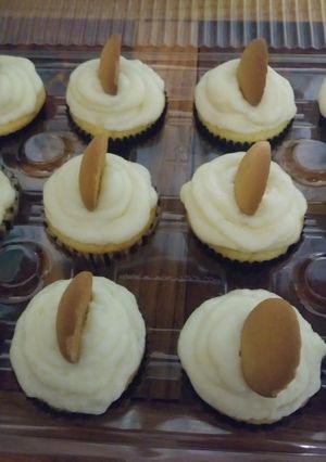 A picture of Banana Pudding Cupcakes.