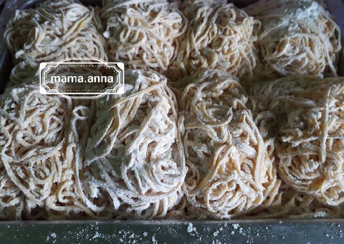 Cara Bikin Mie Home Made kenyal 😉 Mie wortel, healthy and fresh 😘 Yang Mudah