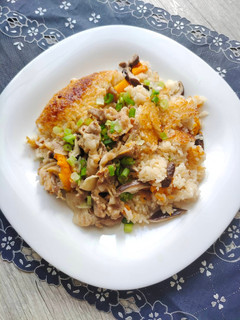 南瓜香菇鍋巴飯(ㄧ鍋到底電鍋料理) 的食譜成品照片