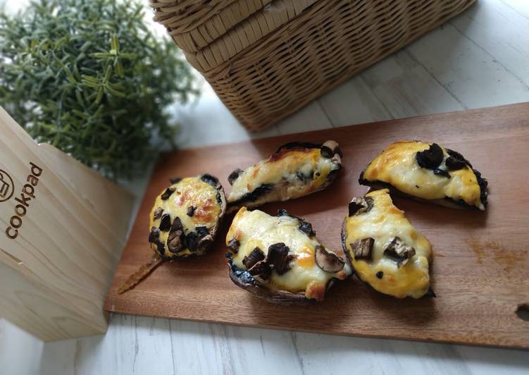 Langkah Mudah untuk Membuat Baked Cheesy Egg Portabello yang Bikin Ngiler