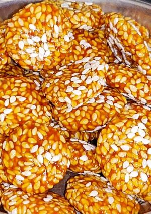 A picture of Til gur ki revdi winter recipe / sesame jaggery rewadi.