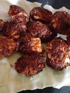 முட்டைகோஸ் போன்டா(cabbage bonda recipe in tamil) செய்முறை முக்கிய புகைப்படம்