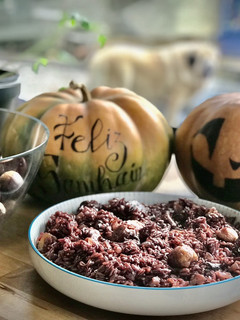 Una foto de Arroz al Mencia con castañas y setas