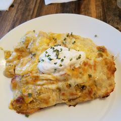 A picture of Chicken Suizas Enchiladas.