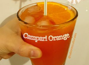 Una foto de Campari Orange🍹🍊