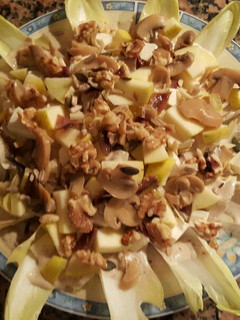 Una foto de Deliciosa ensalada de endivias