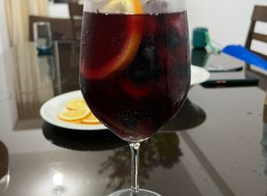 Una foto de Tinto de verano