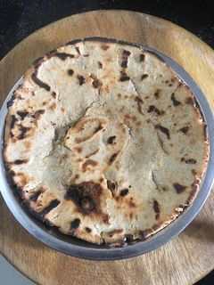 જુવાર નો રોટલો (Jowar Rotlo Recipe In Gujarati) રેસીપી મુખ્ય ફોટો