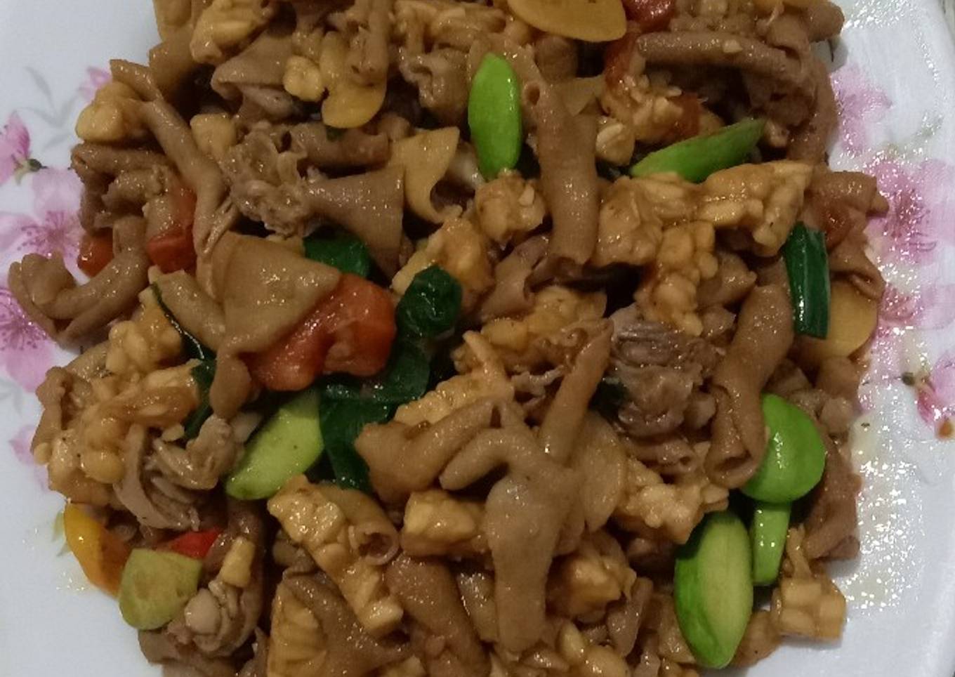 Oseng usus ayam,tempe dan petai
