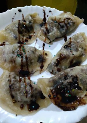 A picture of Chocolate momos.