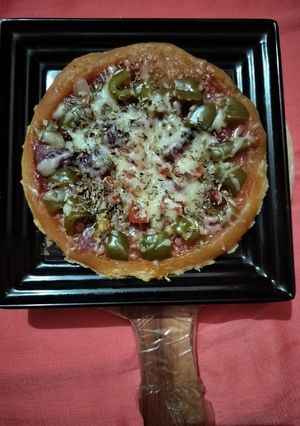 A picture of Veg pizza.