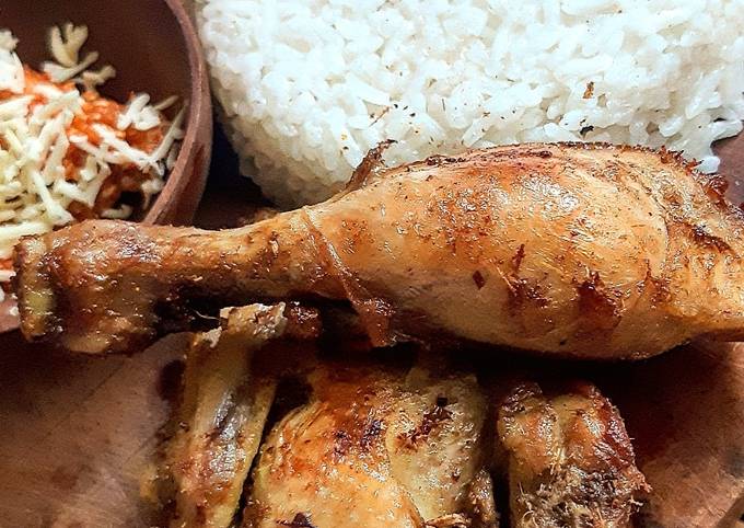 Resep Nasi Uduk Ayam Goreng Sambal Kecombrang Keju oleh Ghariza