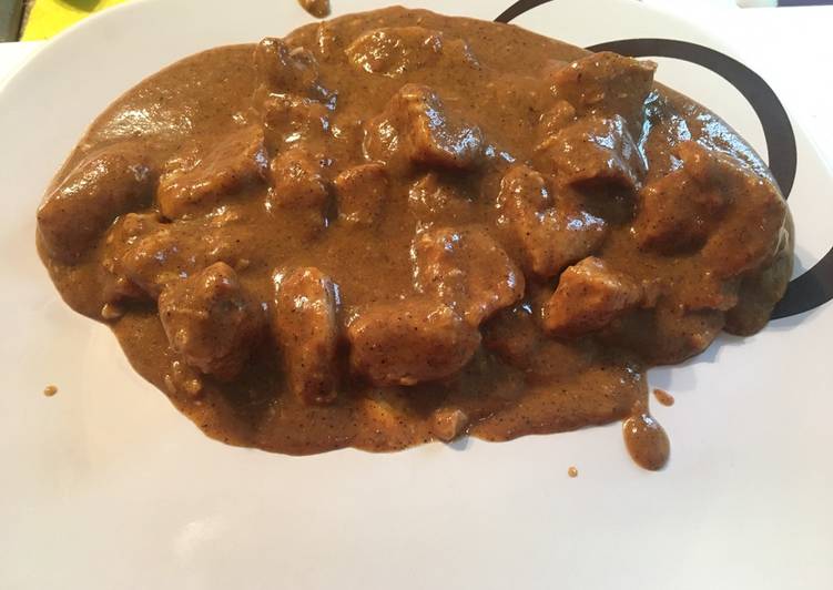 Carne al ajillo de Almería