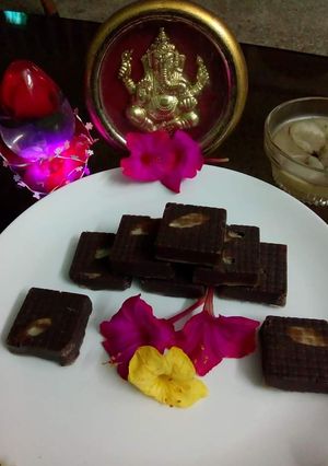 আমন্ড চকলেট (almond chocolate recipe in Bengali) রেসিপির প্রধান ছবি