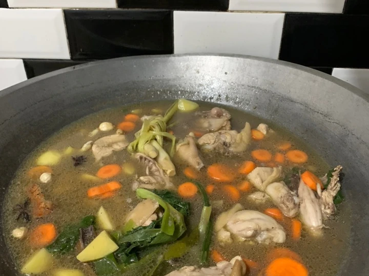 Cara Mudah Membikin Resep Sop Ayam Ala Pak Min Klaten yang Bikin Ngiler Anti Ribet, Bisa Manjain Lidah