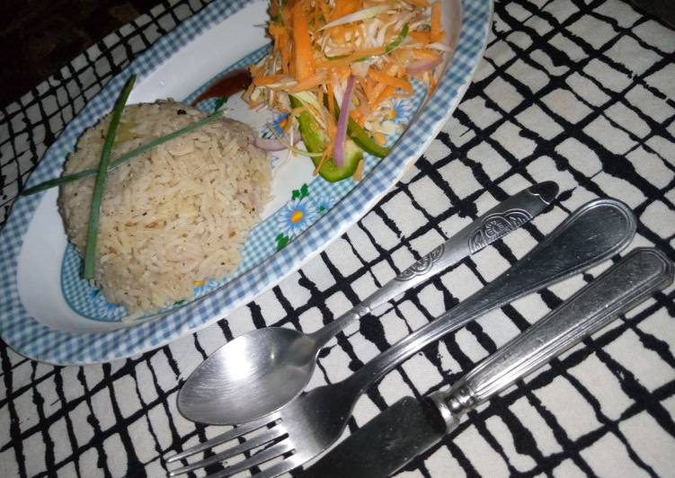 How to Prepare Perfect SPICY PILAU WITH MOMBASA COLESLAW 😋😋😋😋