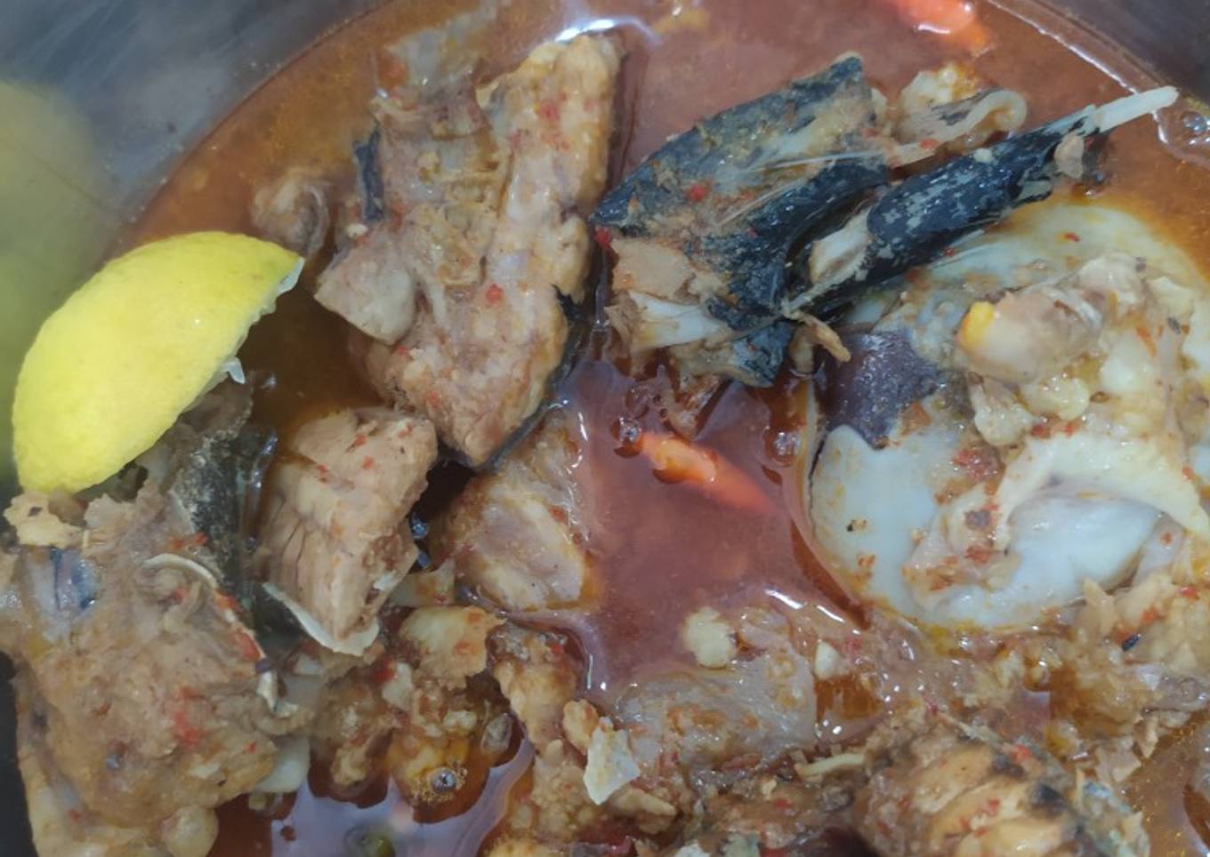 Tulang ikan kuah pedas