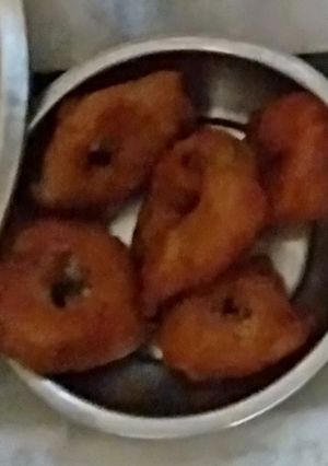 A picture of Urad Dal special vada.